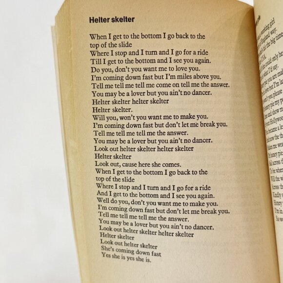 The Beatles Lyrics Paperback Pocket Book Futura Edition 1979 - Picture 10 of 11